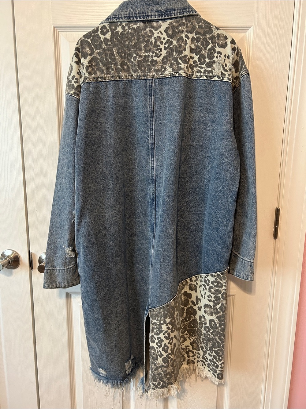 Oli & Hali Oversized Blue Denim Long Jacket with Leopard Panels - Picture 2 of 9